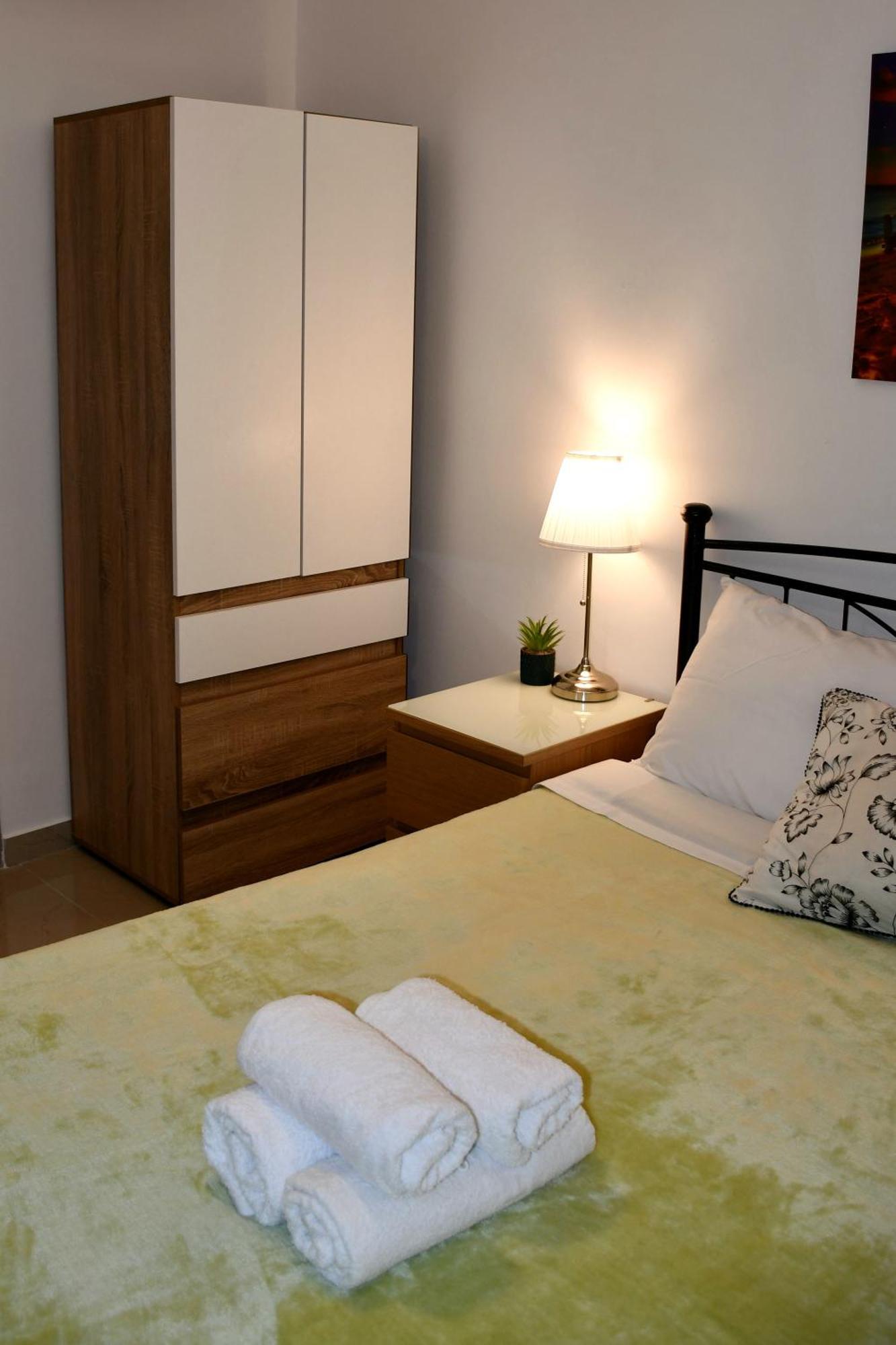 Apartamento Johnson House Rafína Exterior foto